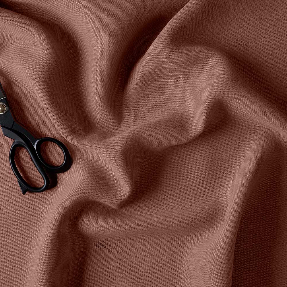 Laidback Linen, Sweet Briar Fabric With Scissor - Nicola Harding