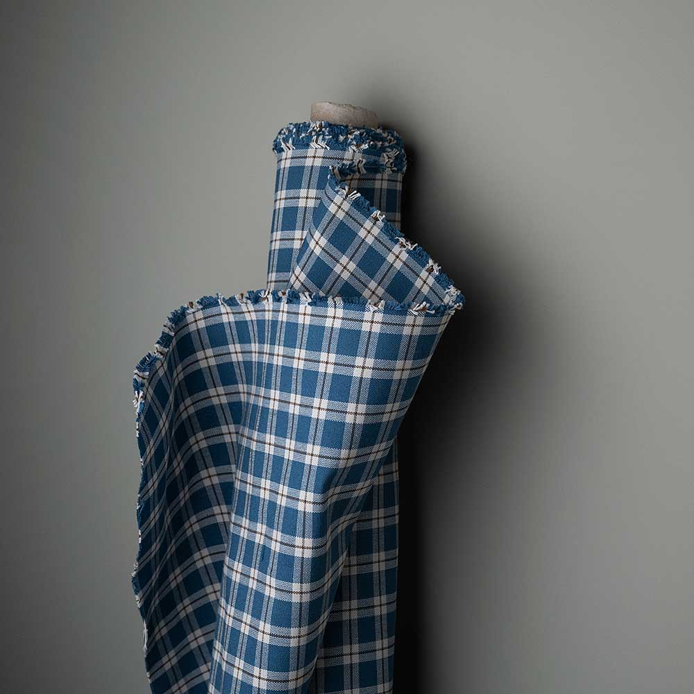 Well Plaid Cotton, Fabric Roll in Blue Brown