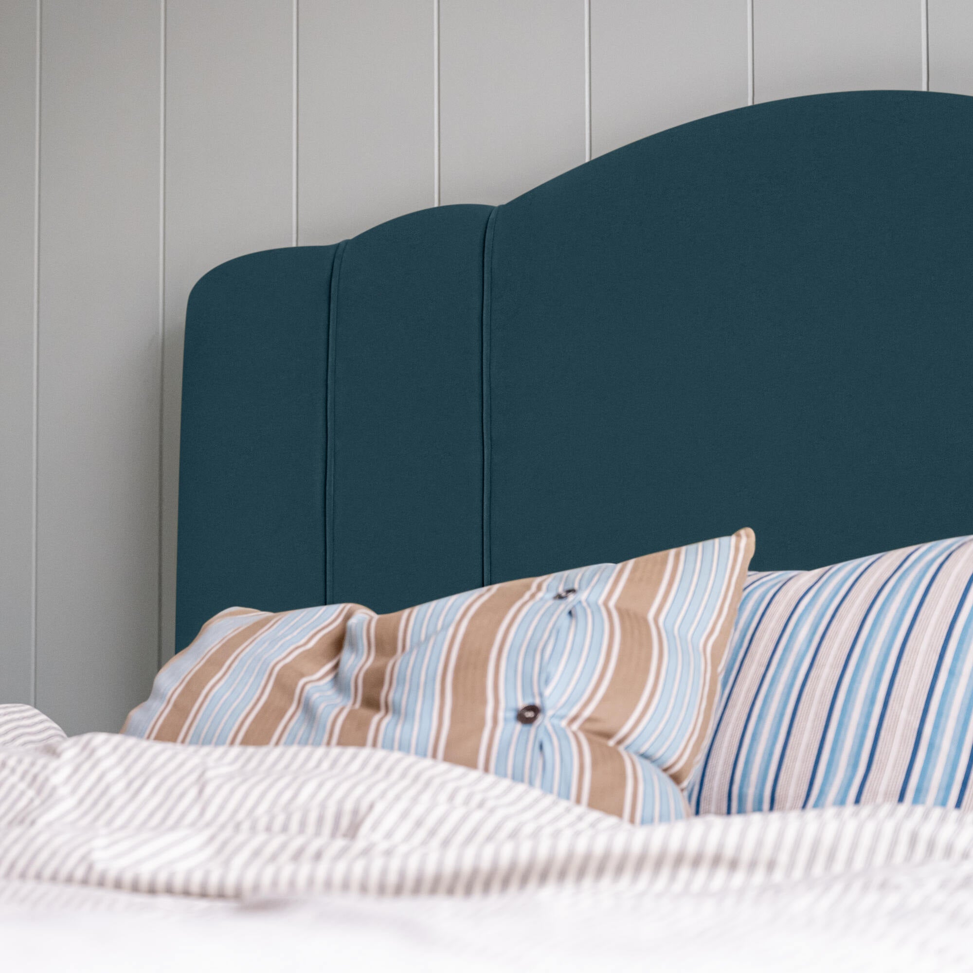 Cloud Nine Upholstered Bed in Intelligent Velvet Aegean without Valance