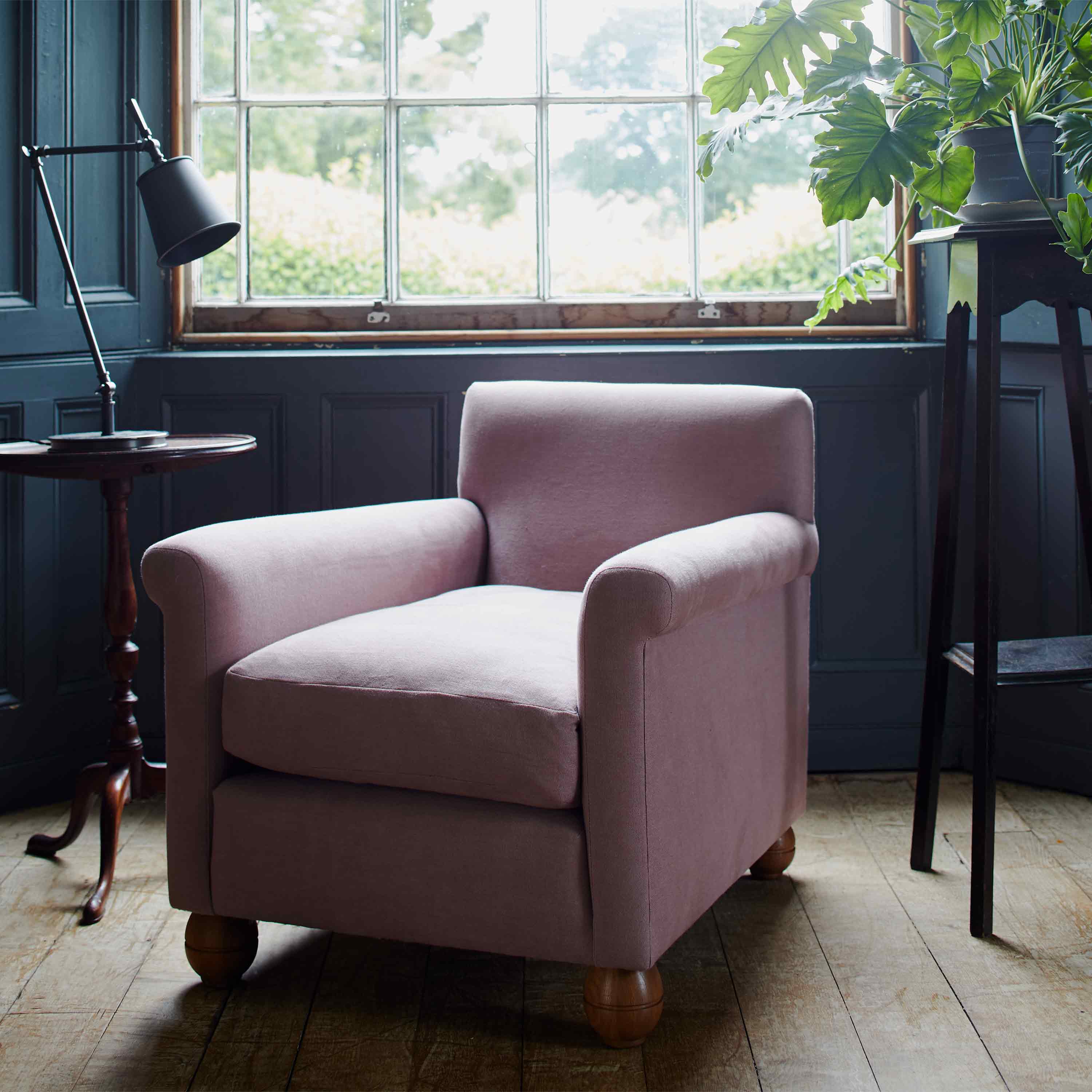 Idler Armchair in Laidback Linen Dusky Pink - Nicola Harding