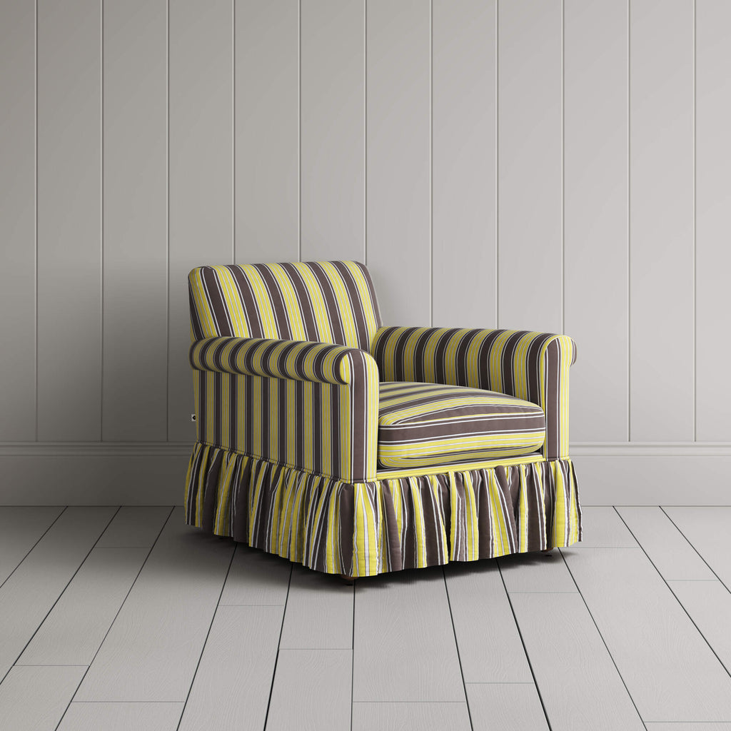  Curtain Call Armchair in Regatta Cotton, Custard 