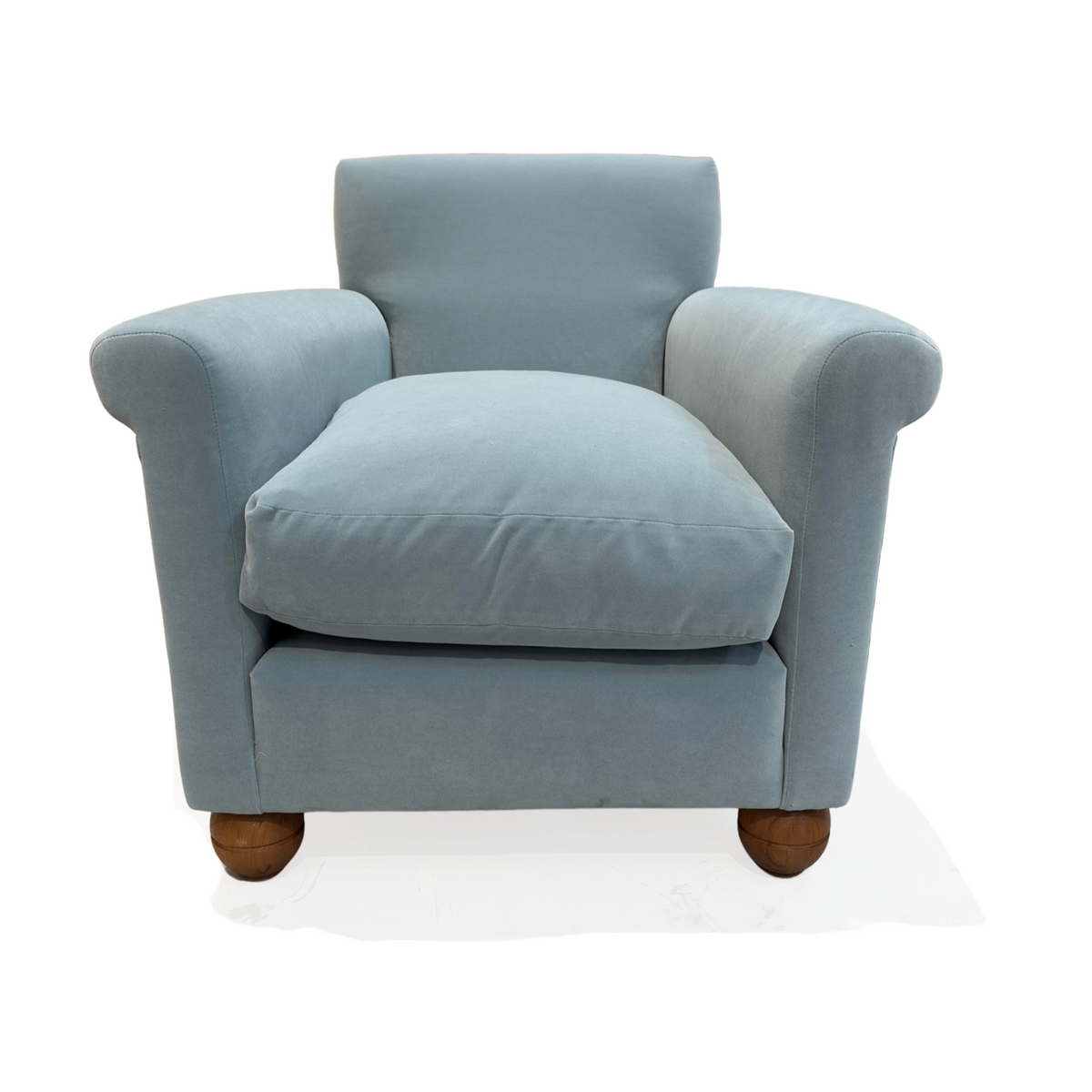 Idler Armchair in Intelligent Velvet Mineral (IV III)