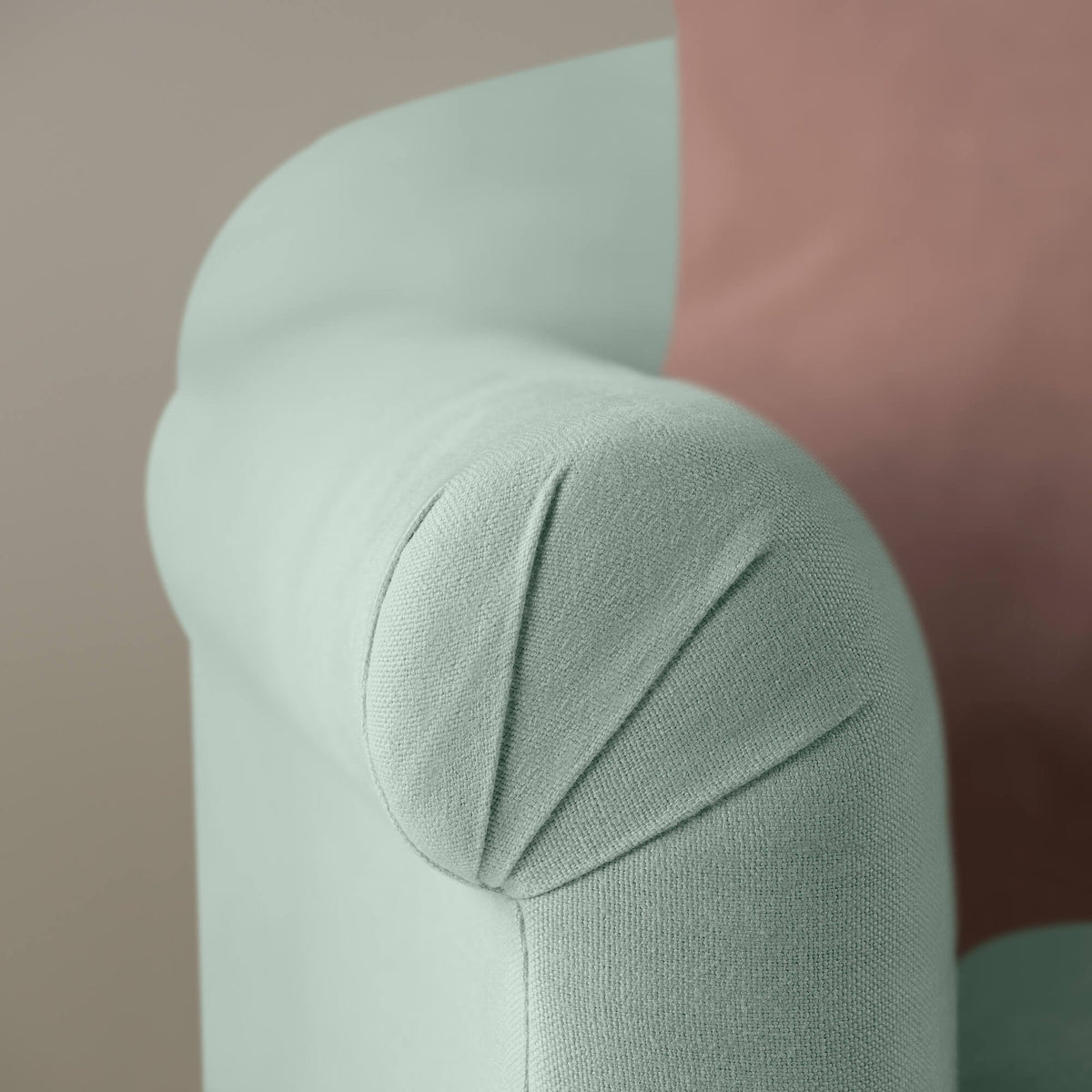 Dolittle Big Love Seat sky linen armrest detail shot by NiX.