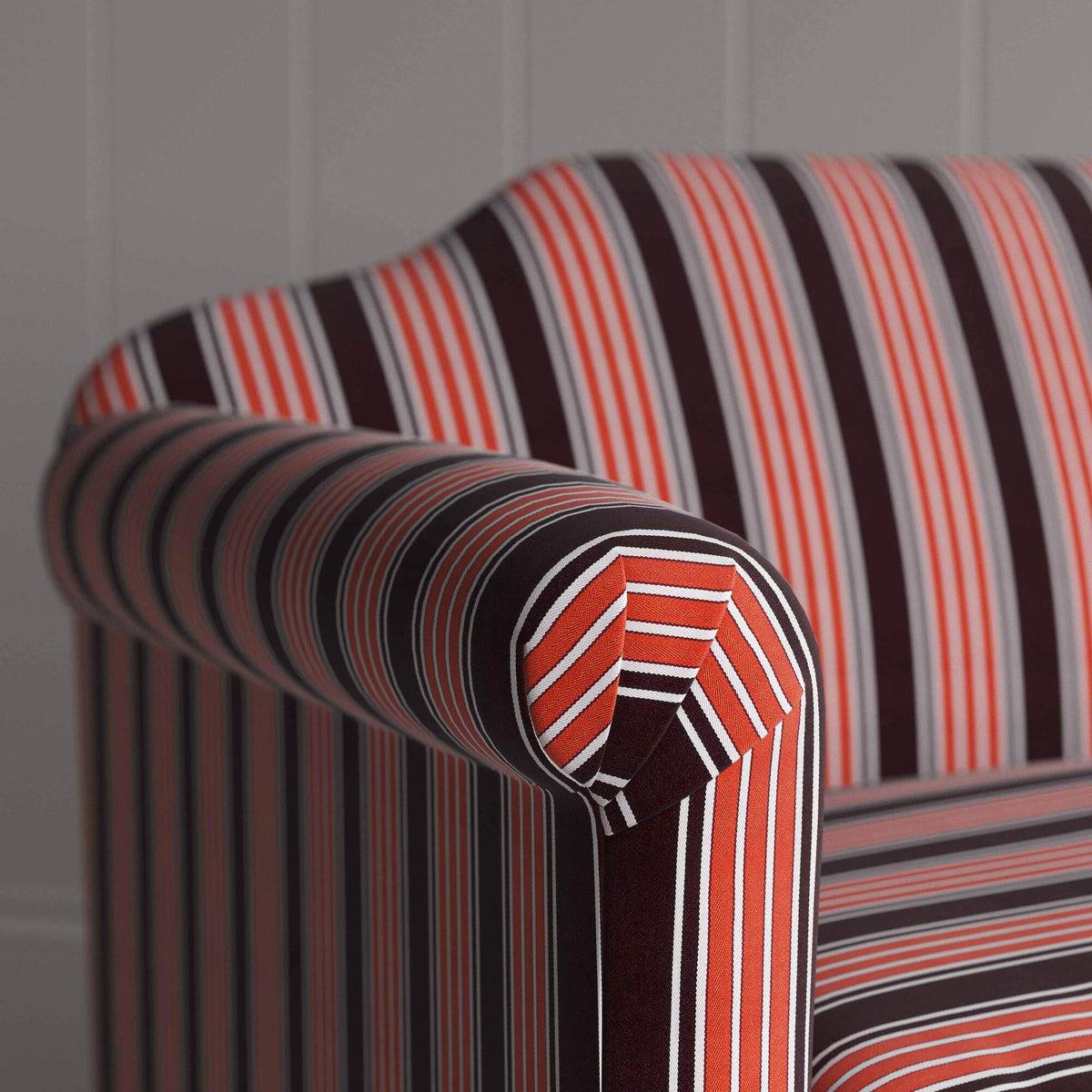 Dolittle Big Love Seat flame cotton armrest detail shot by NiX.