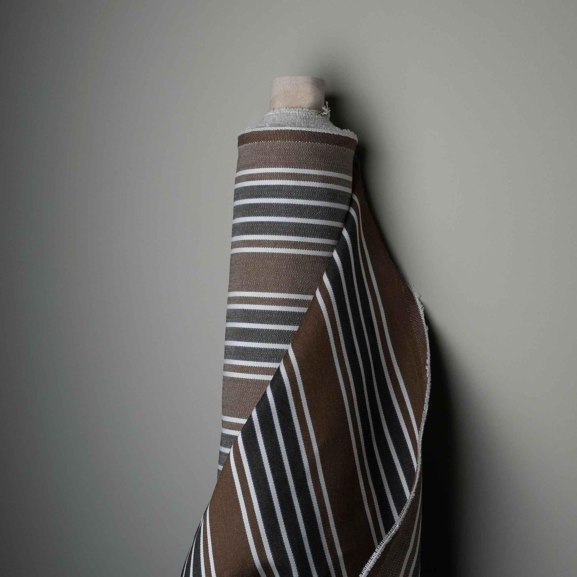  Regatta Cotton, Charcoal Fabric Roll - NiX 