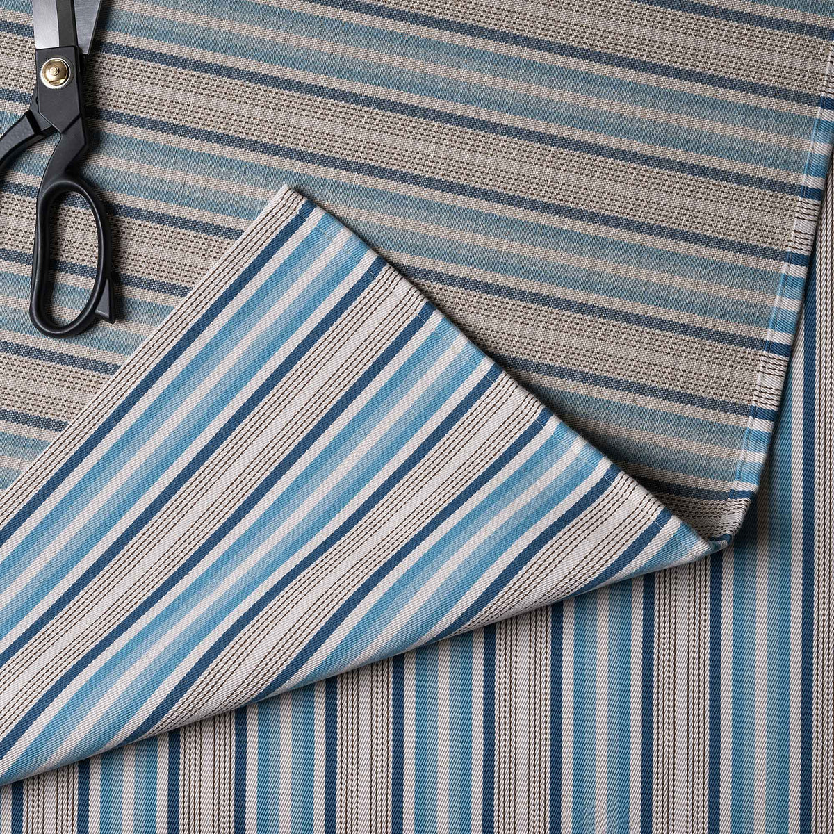 Slow Lane Cotton Linen, Blue Fabric With Scissor - NiX