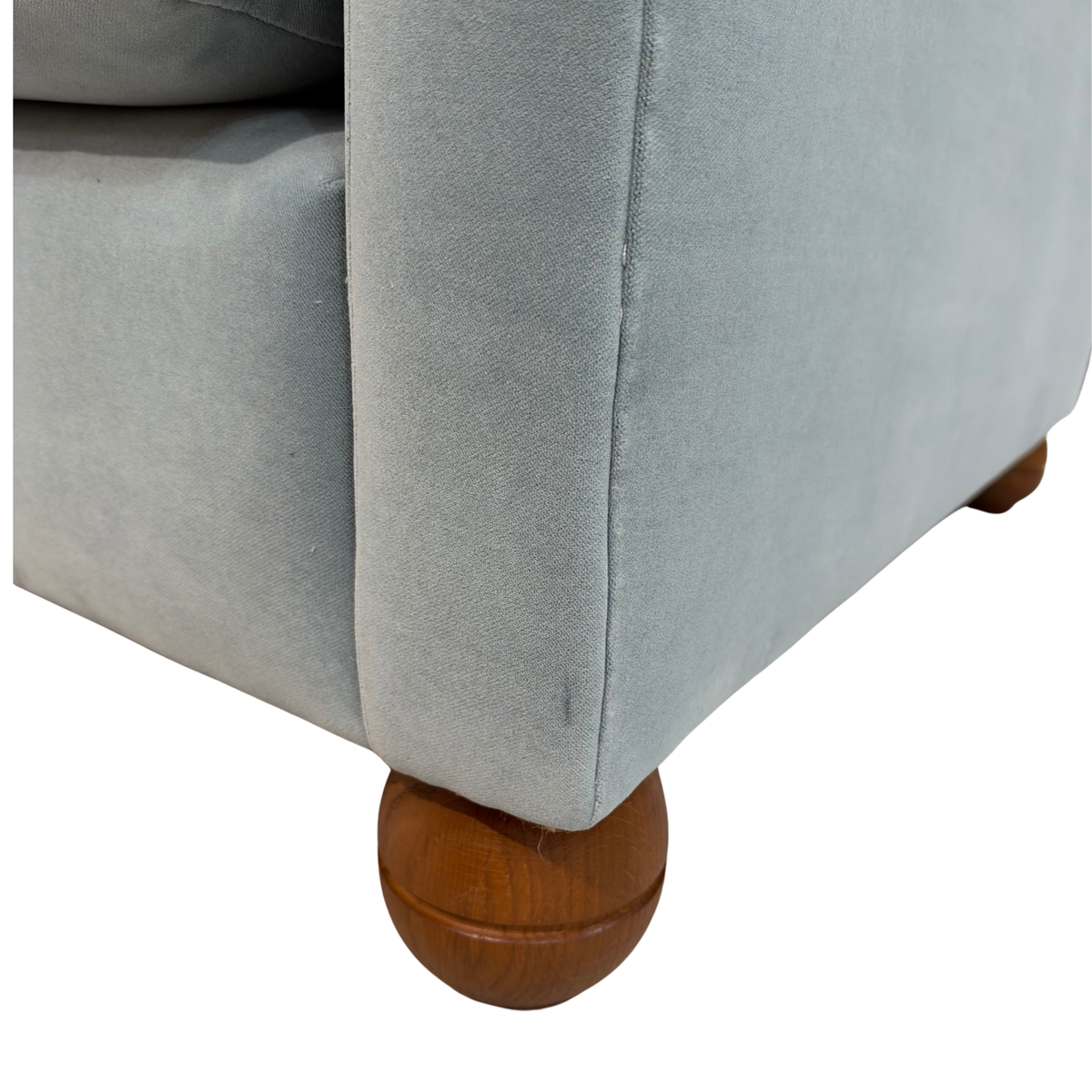 Idler Armchair in Intelligent Velvet Mineral (IV III / with Back Cushion)