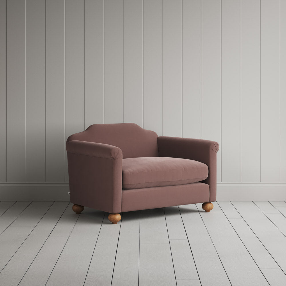  Dolittle Love Seat in Intelligent Velvet Dusky Pink 