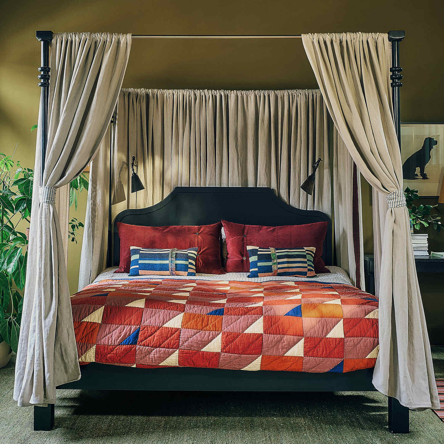  Beautiful Folly Four Poster Bed 
