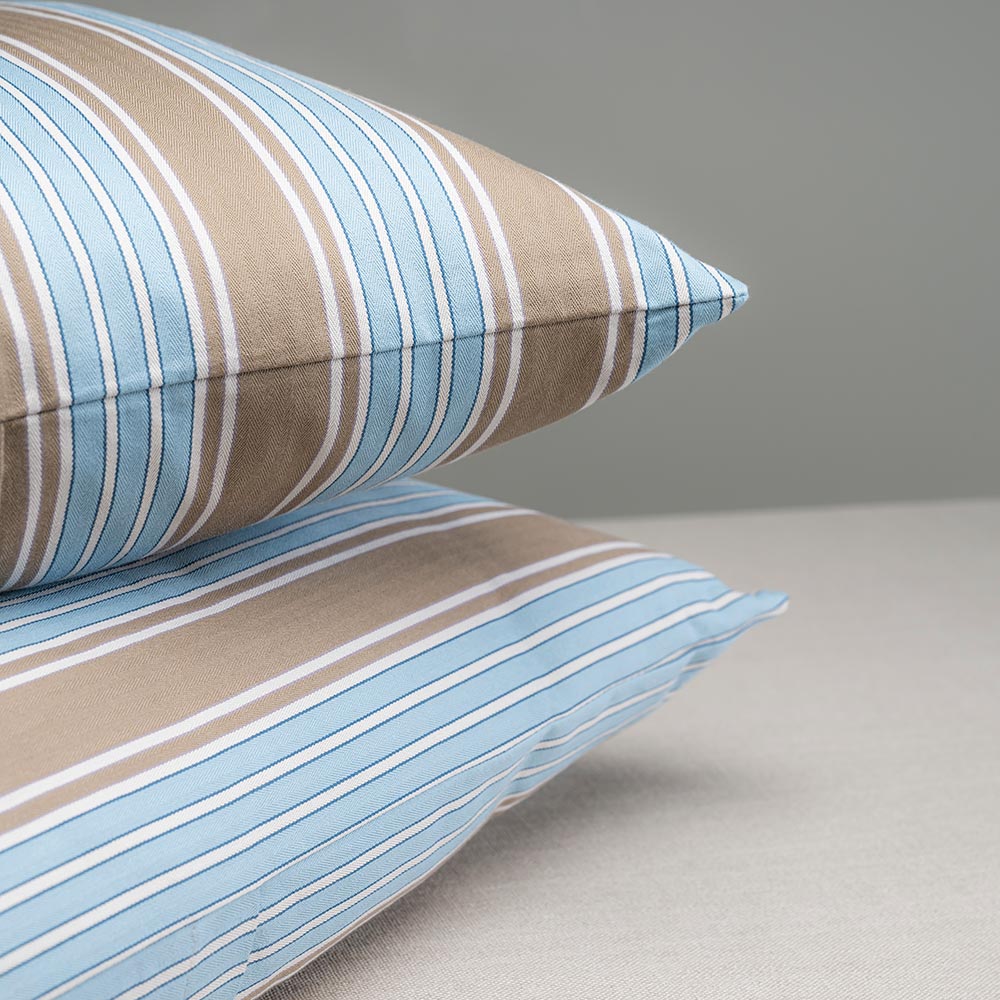  2 Square Cushion in Cotton, Blue On Top Of Each Other - NiX 